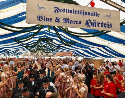 Festwirtsfamilie-BineMarcoHaerteis